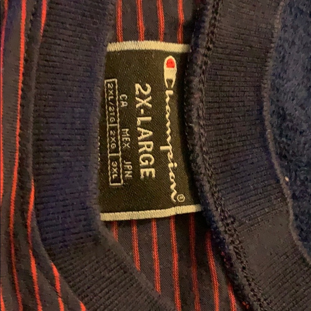 T-shirt - Picture 2 of 3